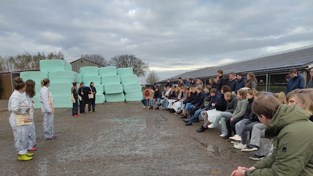 Foto voorstelling iets met boeren