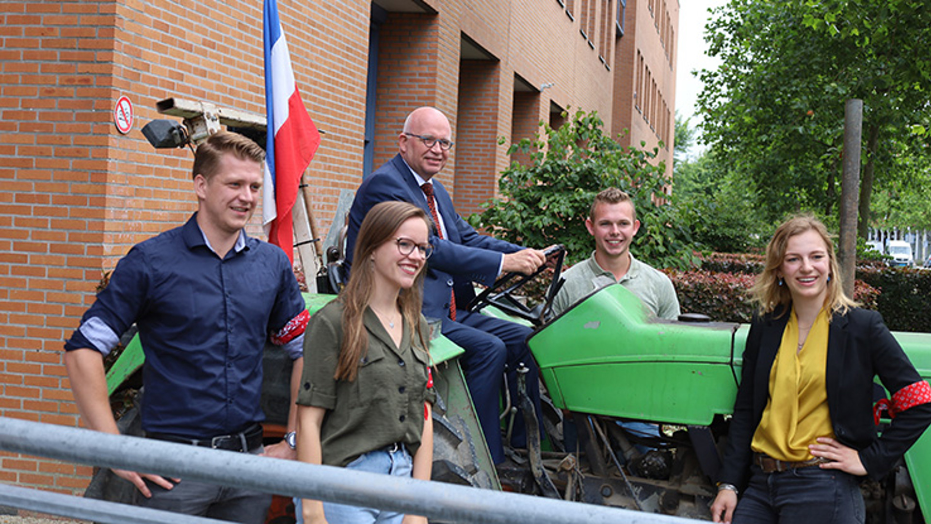 Minister Staghouwer met HAS-studenten