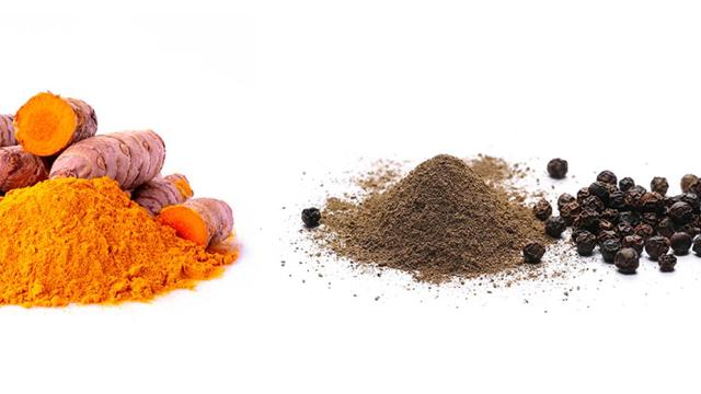 Kurkuma en peper kruiden