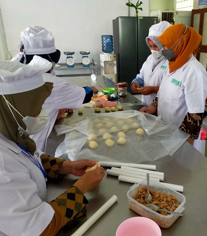 Applied education Indonesia